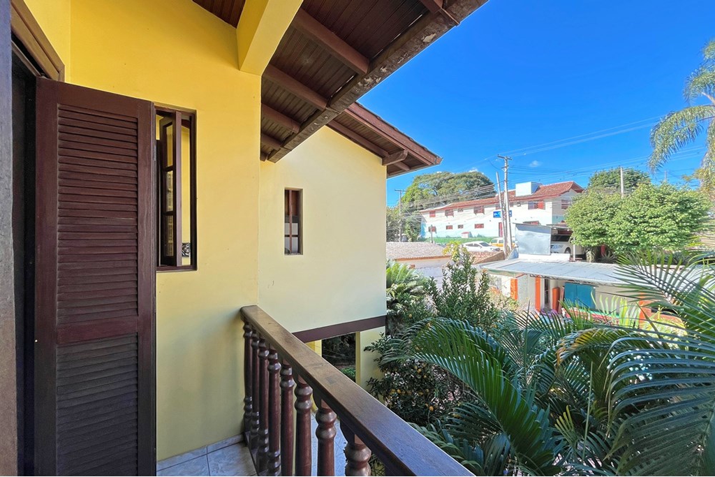 Casa à venda com 4 quartos, 205m² - Foto 32