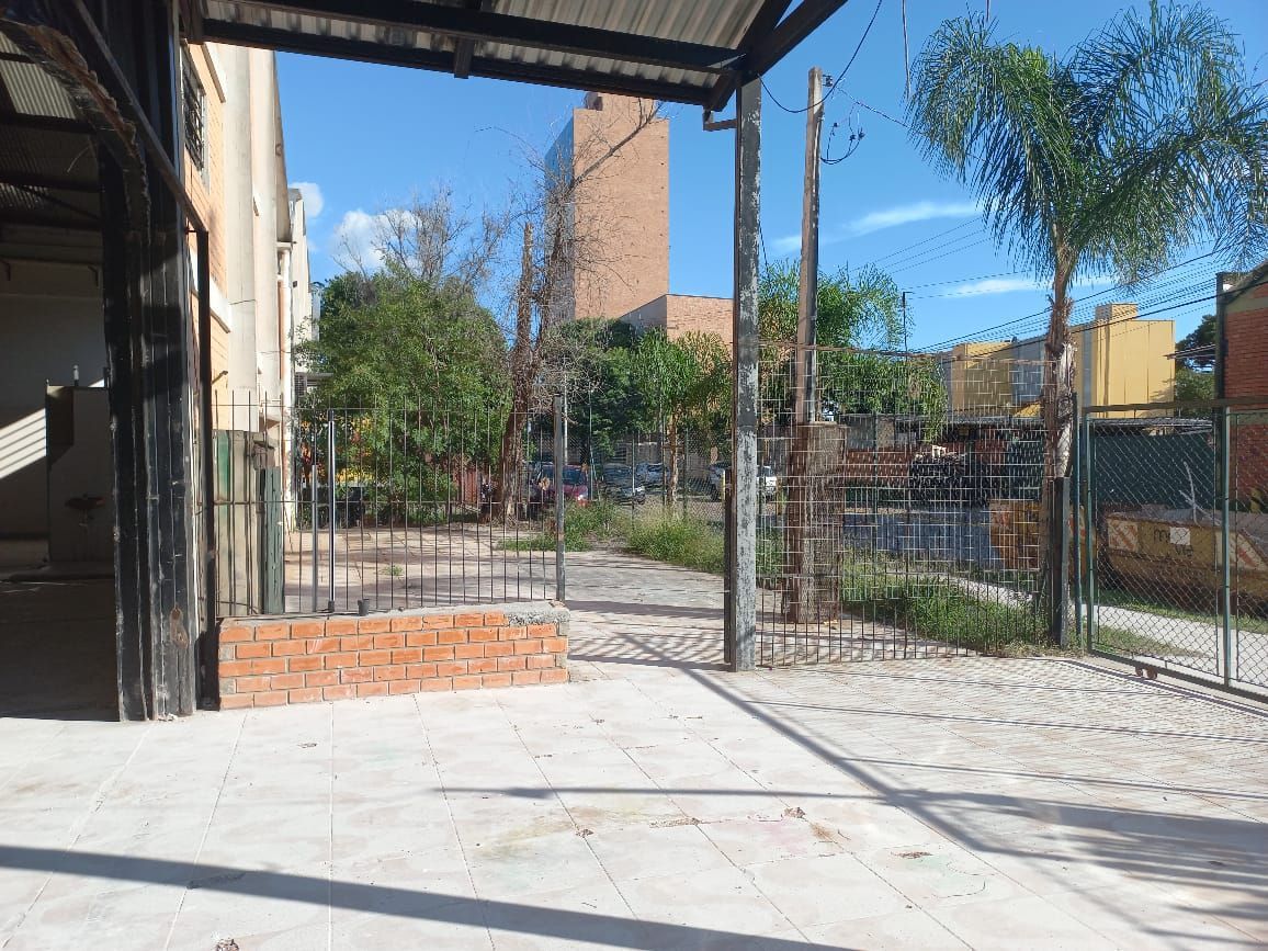 Depósito-Galpão-Armazém para alugar com 3 quartos, 1549m² - Foto 17