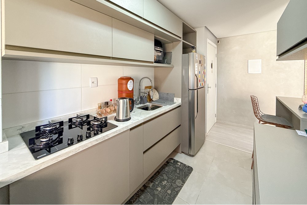 Apartamento à venda com 2 quartos, 66m² - Foto 33