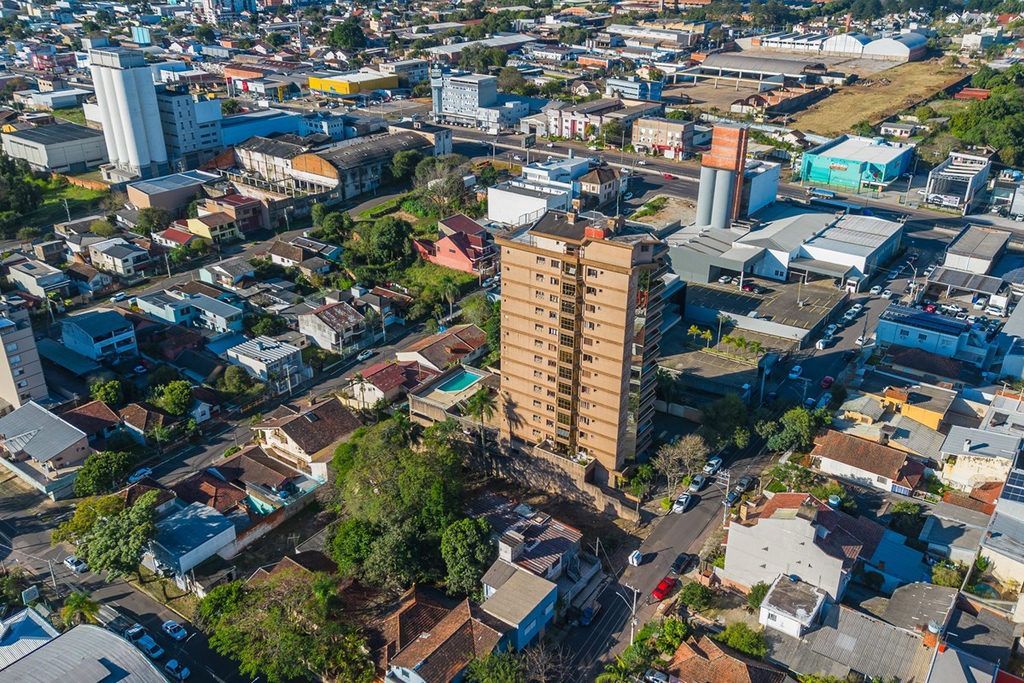 Loteamento e Condomínio - Foto 6