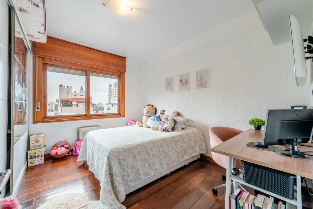 Apartamento à venda com 3 quartos, 151m² - Foto 9