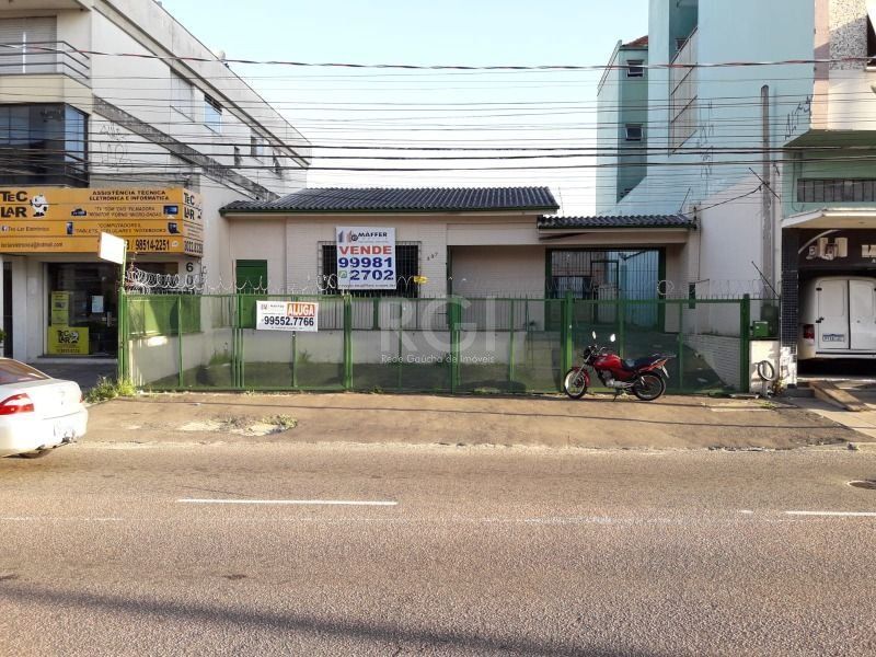 Casa, 3 quartos, 219 m² - Foto 1