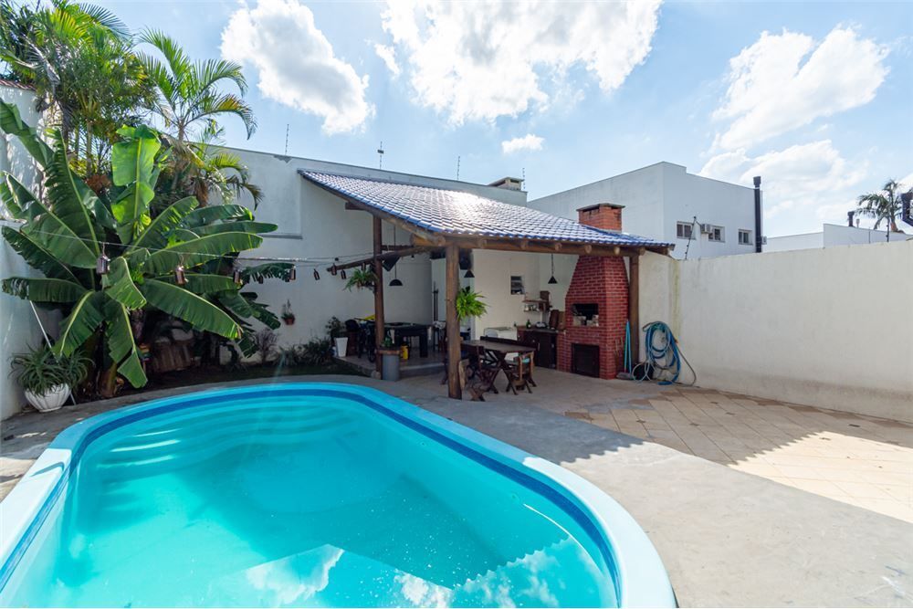 Casa à venda com 4 quartos, 295m² - Foto 13