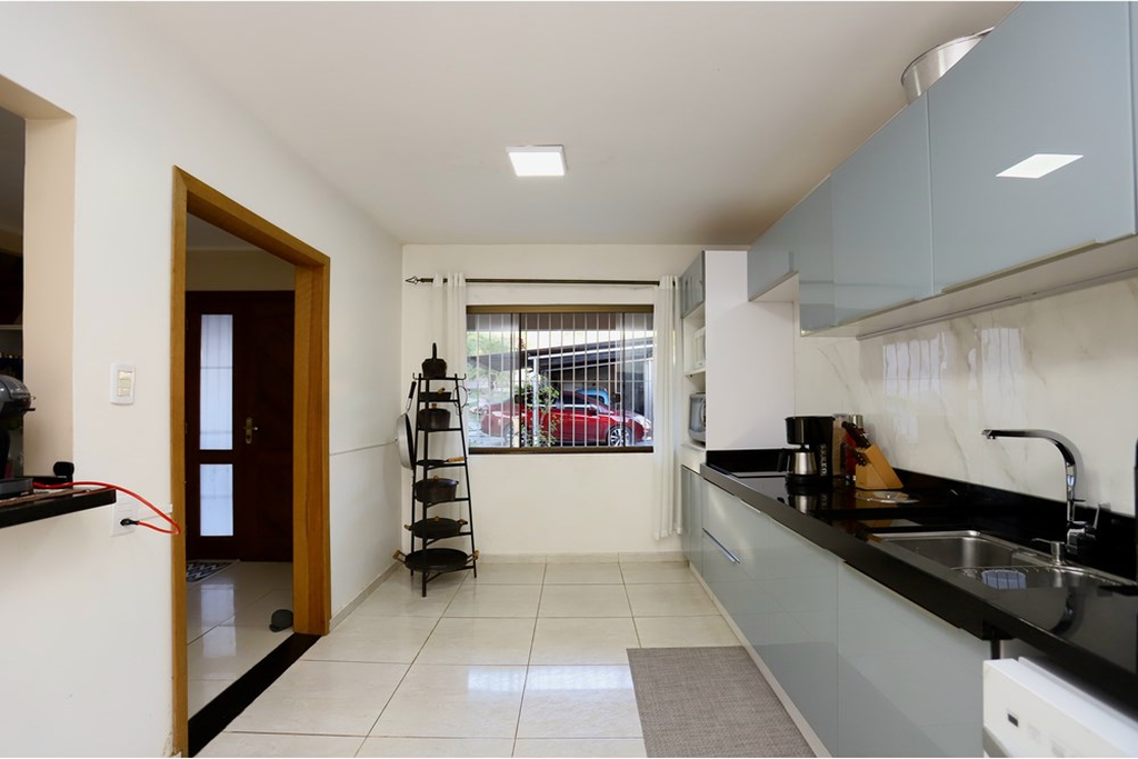Casa à venda com 3 quartos, 264m² - Foto 31