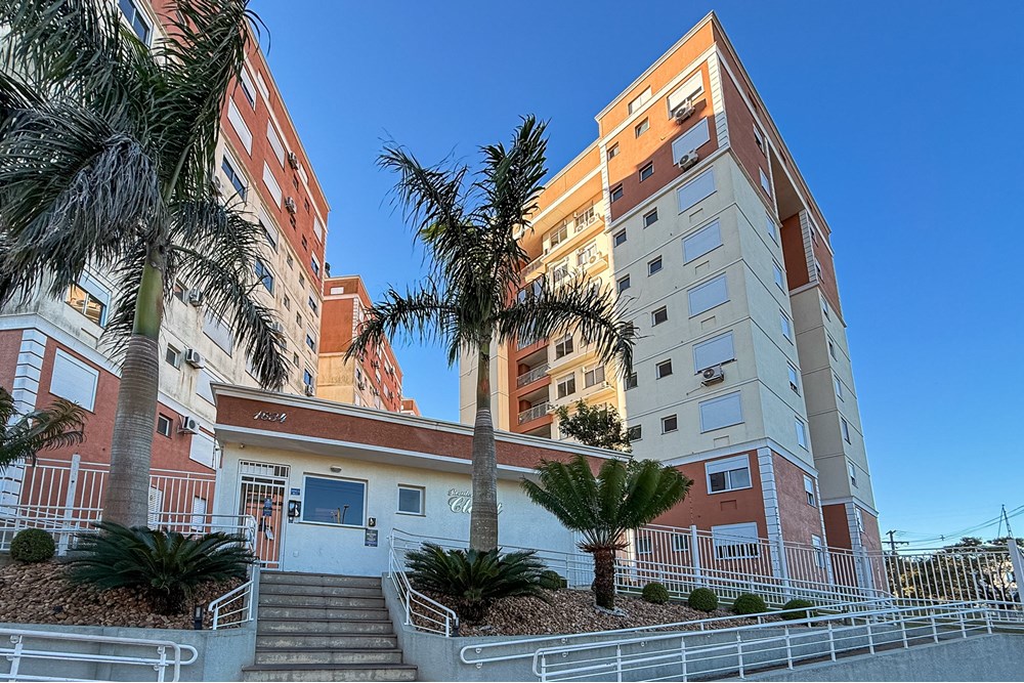 Apartamento à venda com 2 quartos, 66m² - Foto 1