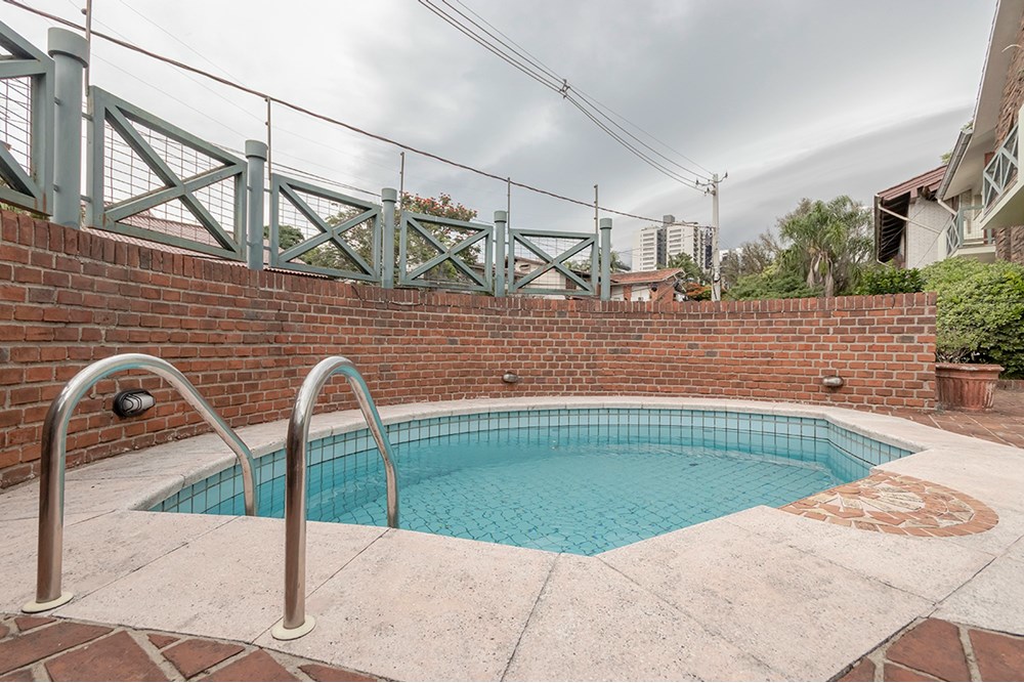 Casa, 4 quartos, 240 m² - Foto 44