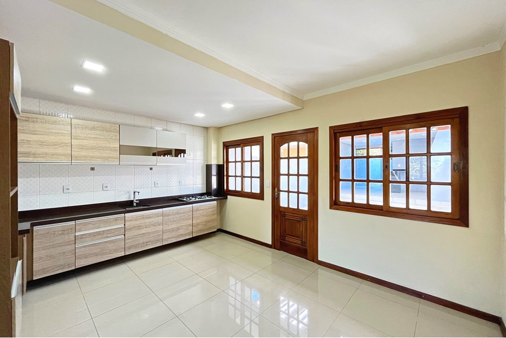 Casa à venda com 3 quartos, 187m² - Foto 25