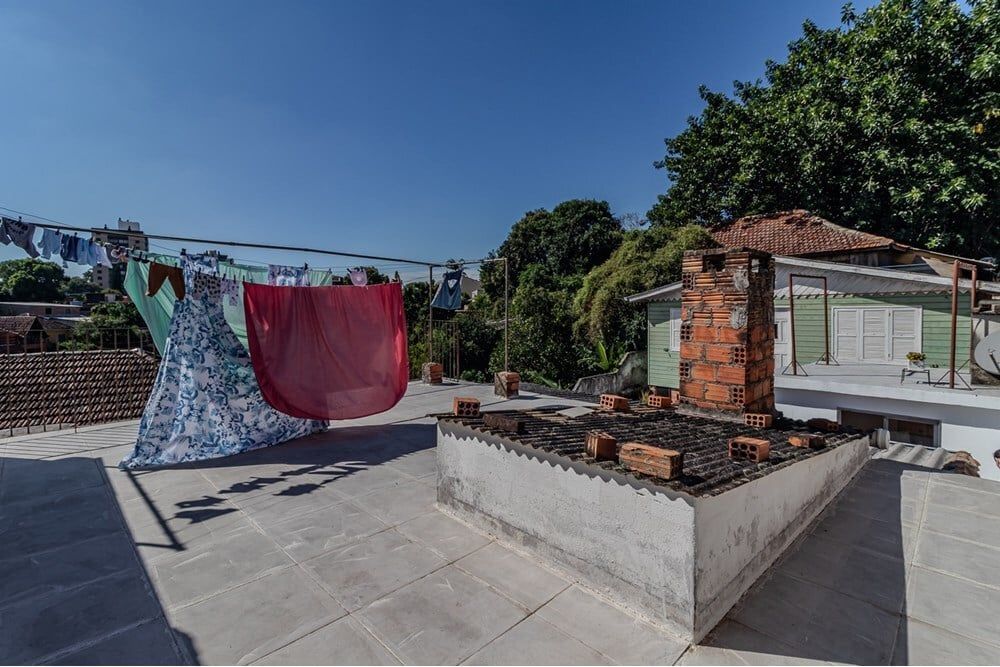 Casa à venda com 6 quartos, 209m² - Foto 9