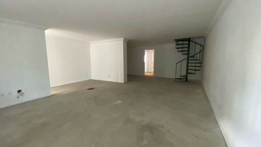 Casa à venda com 2 quartos, 188m² - Foto 4