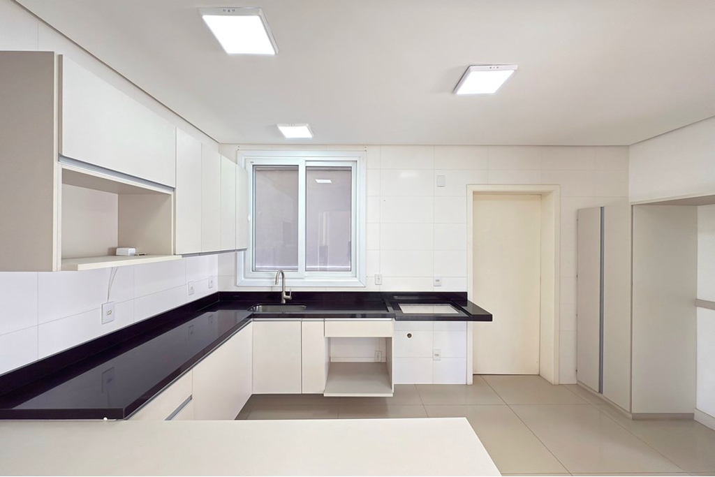 Casa, 3 quartos, 291 m² - Foto 28