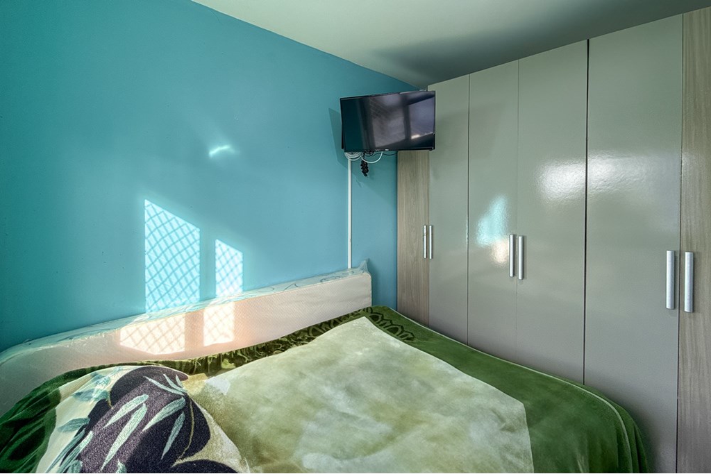 Apartamento à venda com 2 quartos, 78m² - Foto 2