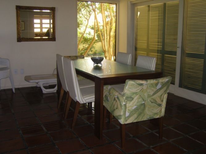 Casa à venda com 3 quartos, 216m² - Foto 12