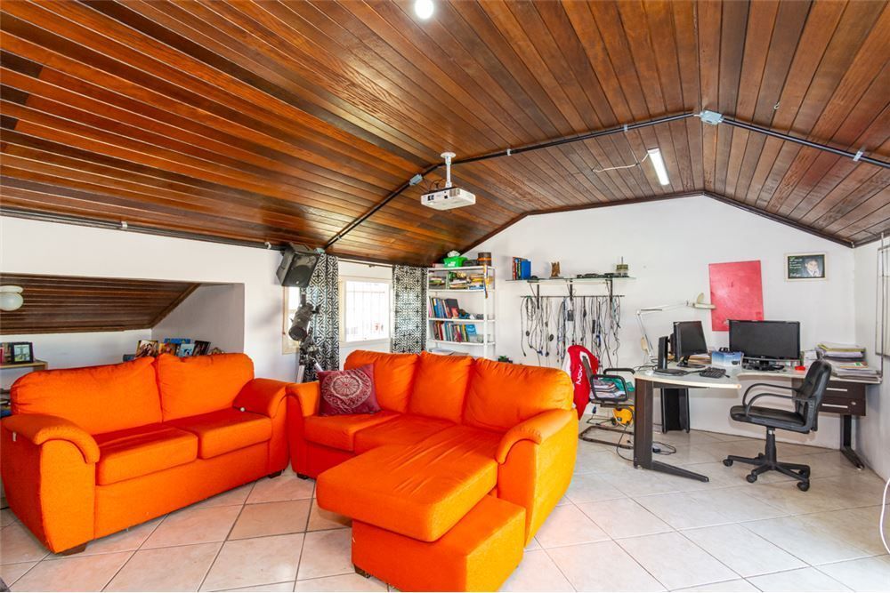 Casa à venda com 4 quartos, 295m² - Foto 5