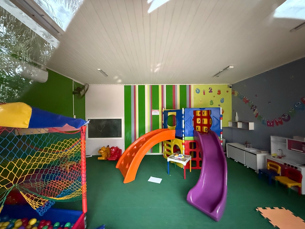 Casa de Condomínio à venda com 3 quartos, 197m² - Foto 10