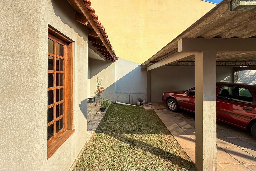 Casa à venda com 4 quartos, 251m² - Foto 33