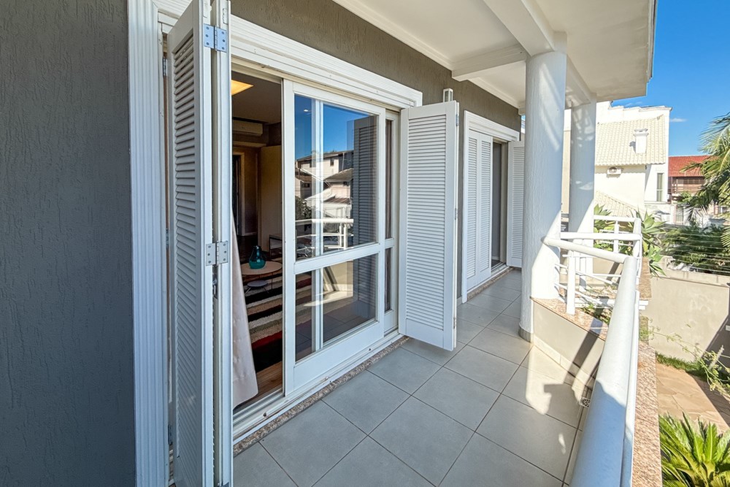 Casa, 4 quartos, 240 m² - Foto 3