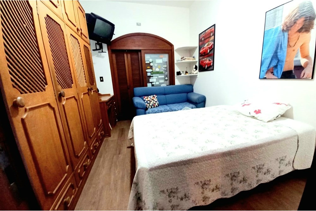 Casa à venda com 4 quartos, 321m² - Foto 17