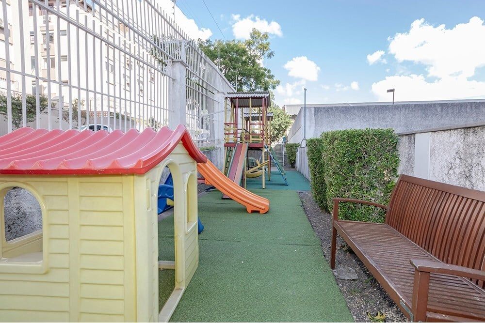 Apartamento à venda com 3 quartos, 70m² - Foto 2