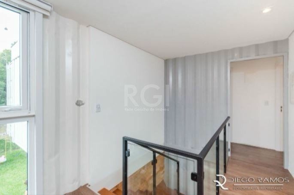Casa à venda com 3 quartos, 334m² - Foto 17