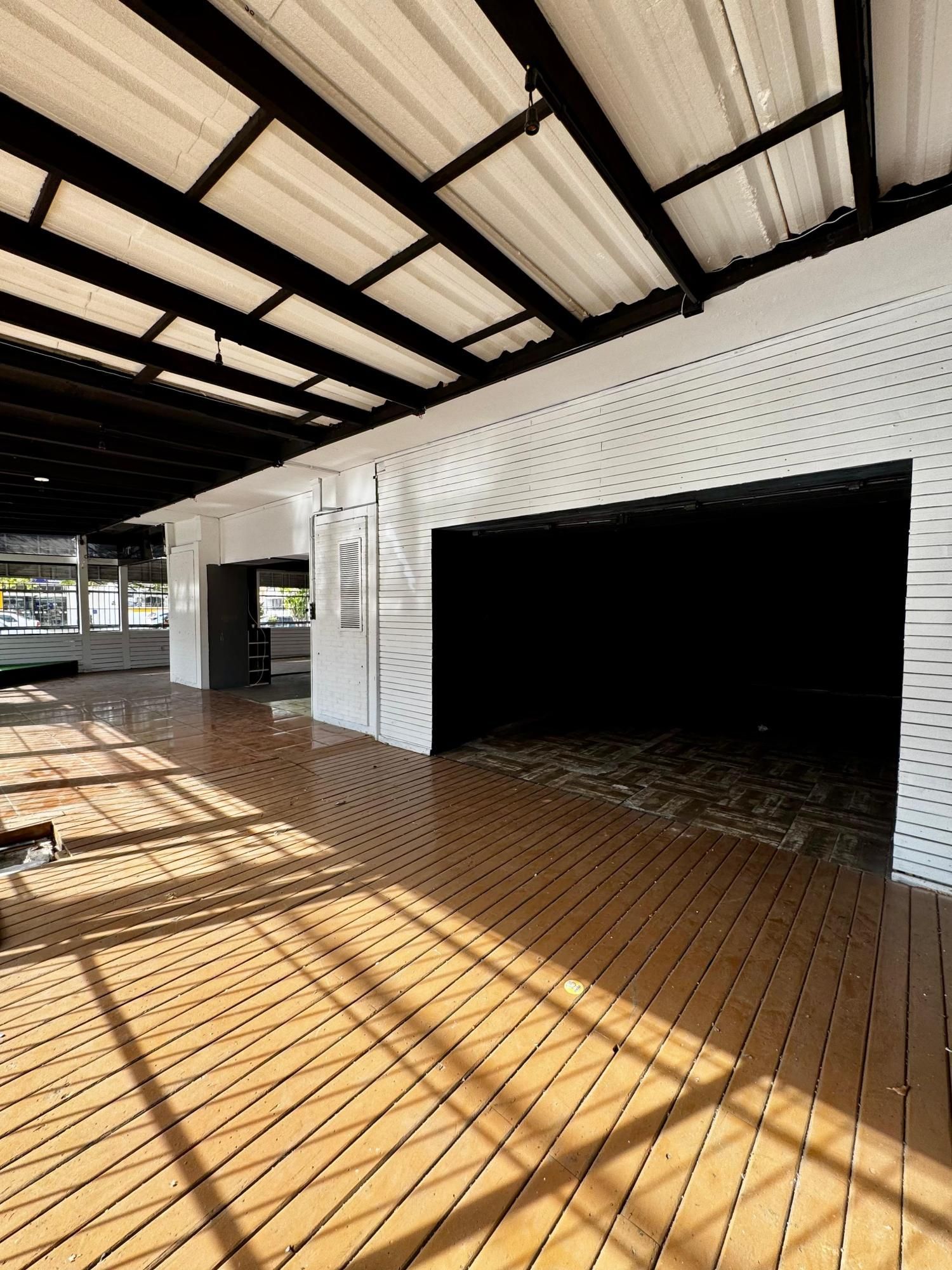 Loja-Salão para alugar, 89m² - Foto 11