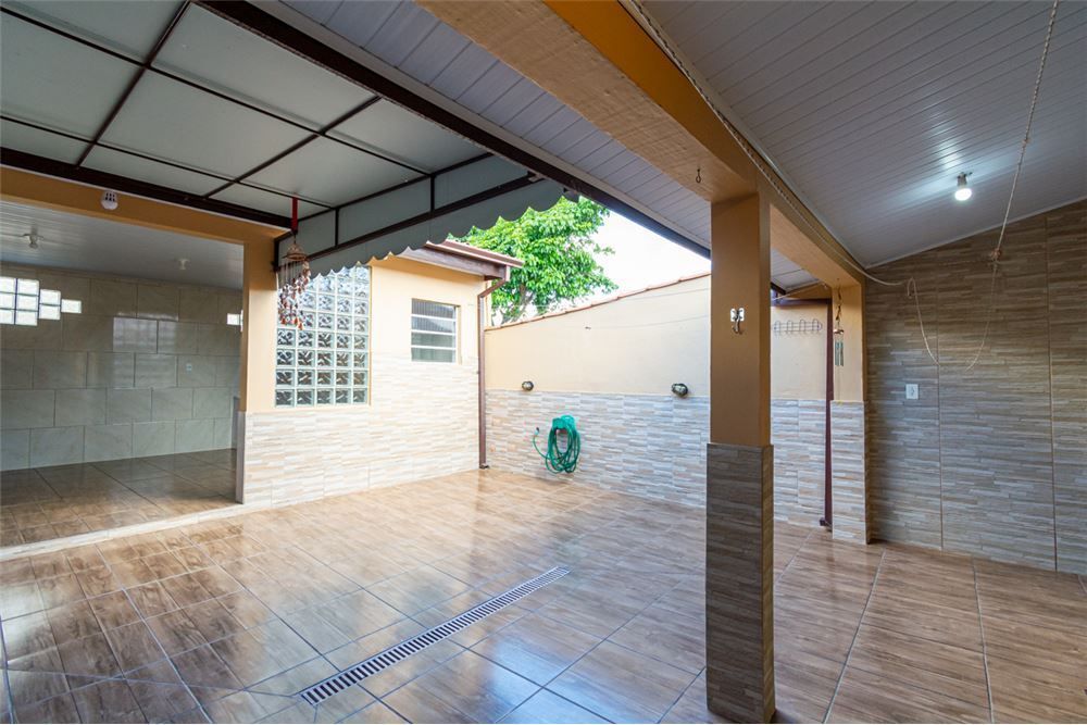 Casa à venda com 2 quartos, 96m² - Foto 6