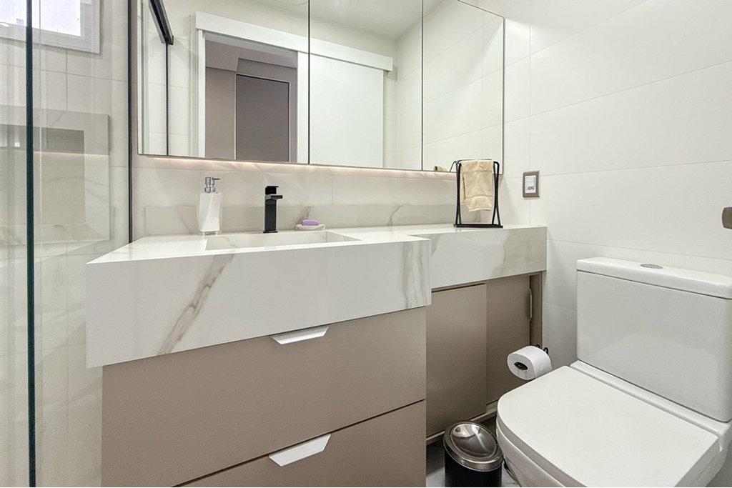 Apartamento à venda com 3 quartos, 75m² - Foto 2