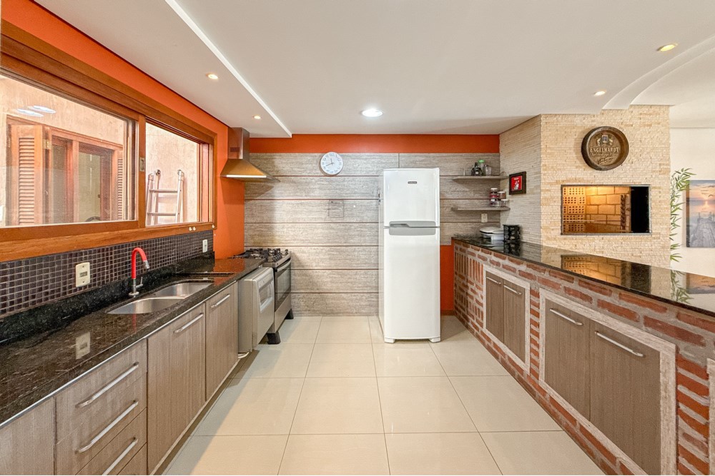 Casa, 3 quartos, 209 m² - Foto 47