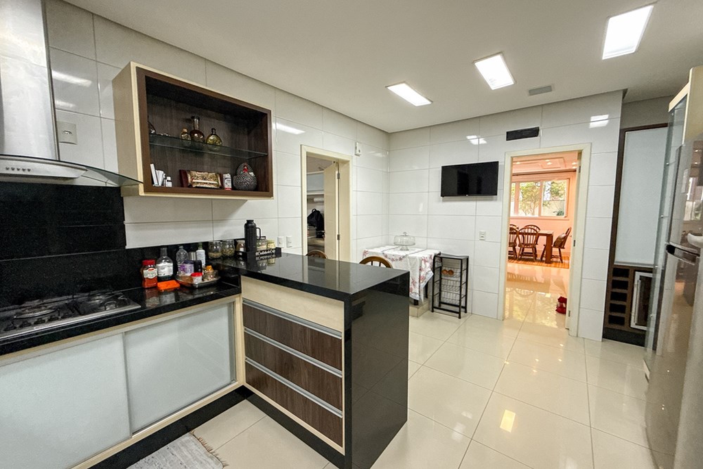 Casa, 4 quartos, 317 m² - Foto 55