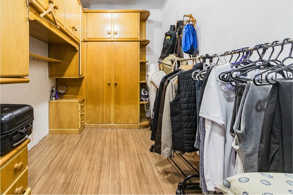 Casa à venda com 3 quartos, 181m² - Foto 6