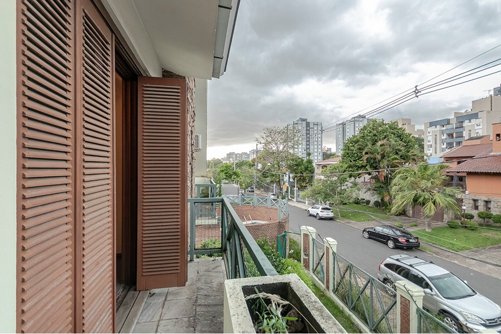 Casa, 4 quartos, 240 m² - Foto 4