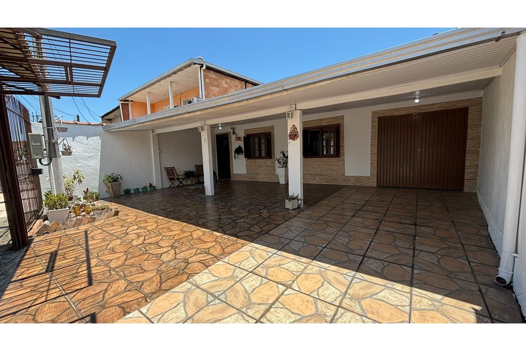 Casa à venda com 2 quartos, 99m² - Foto 1