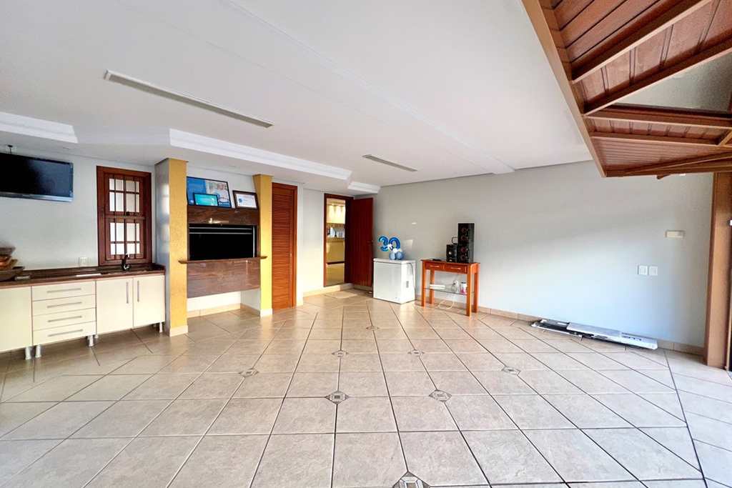 Casa, 4 quartos, 284 m² - Foto 24