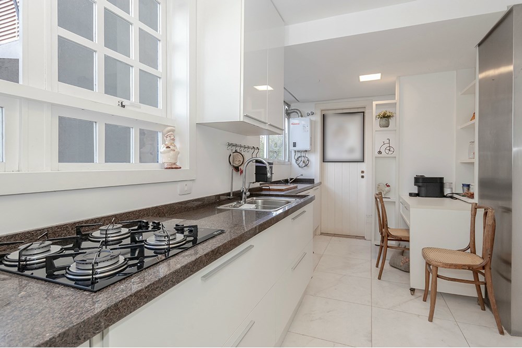 Apartamento à venda com 3 quartos, 119m² - Foto 14