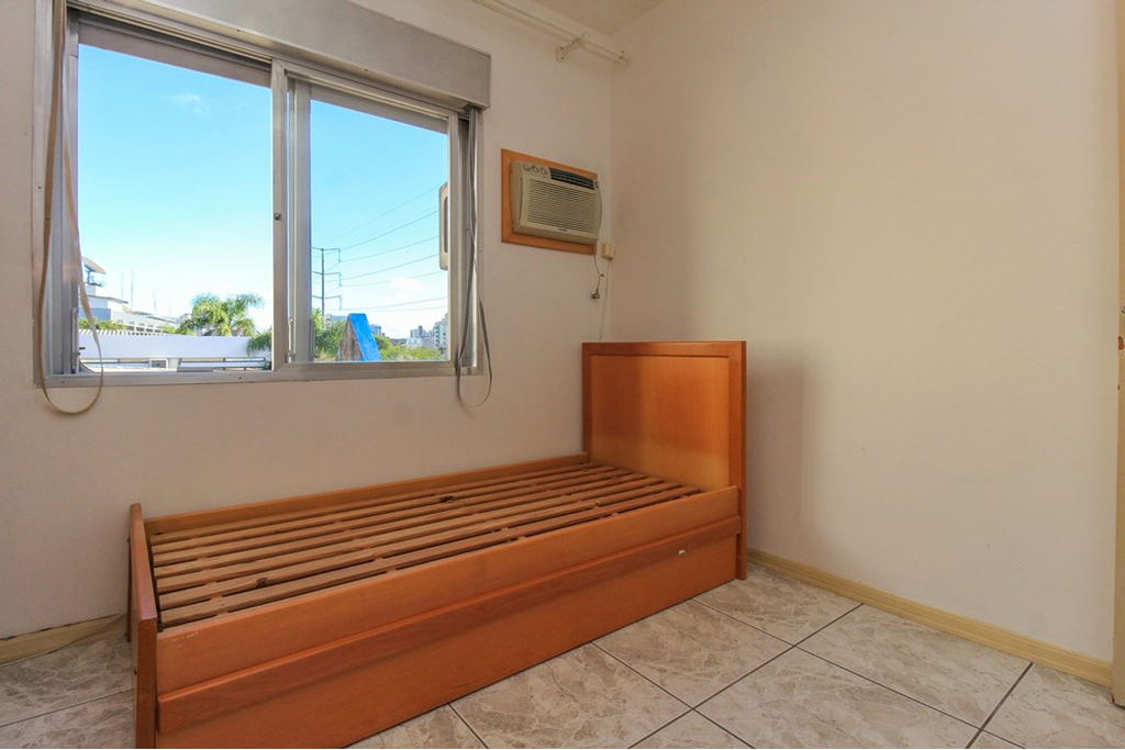 Apartamento à venda com 3 quartos, 80m² - Foto 2