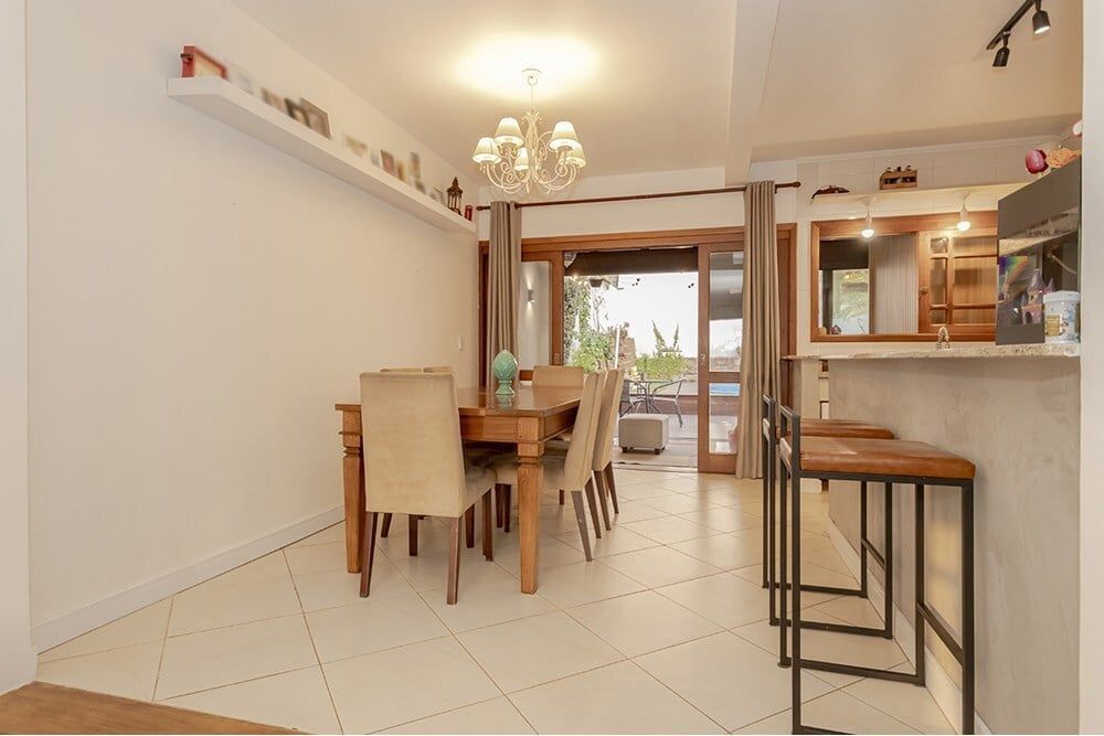 Casa à venda com 3 quartos, 188m² - Foto 6