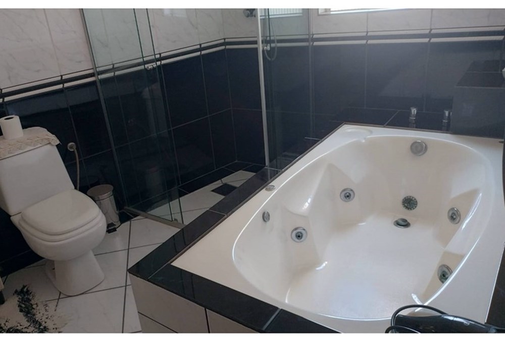 Casa, 4 quartos, 232 m² - Foto 10