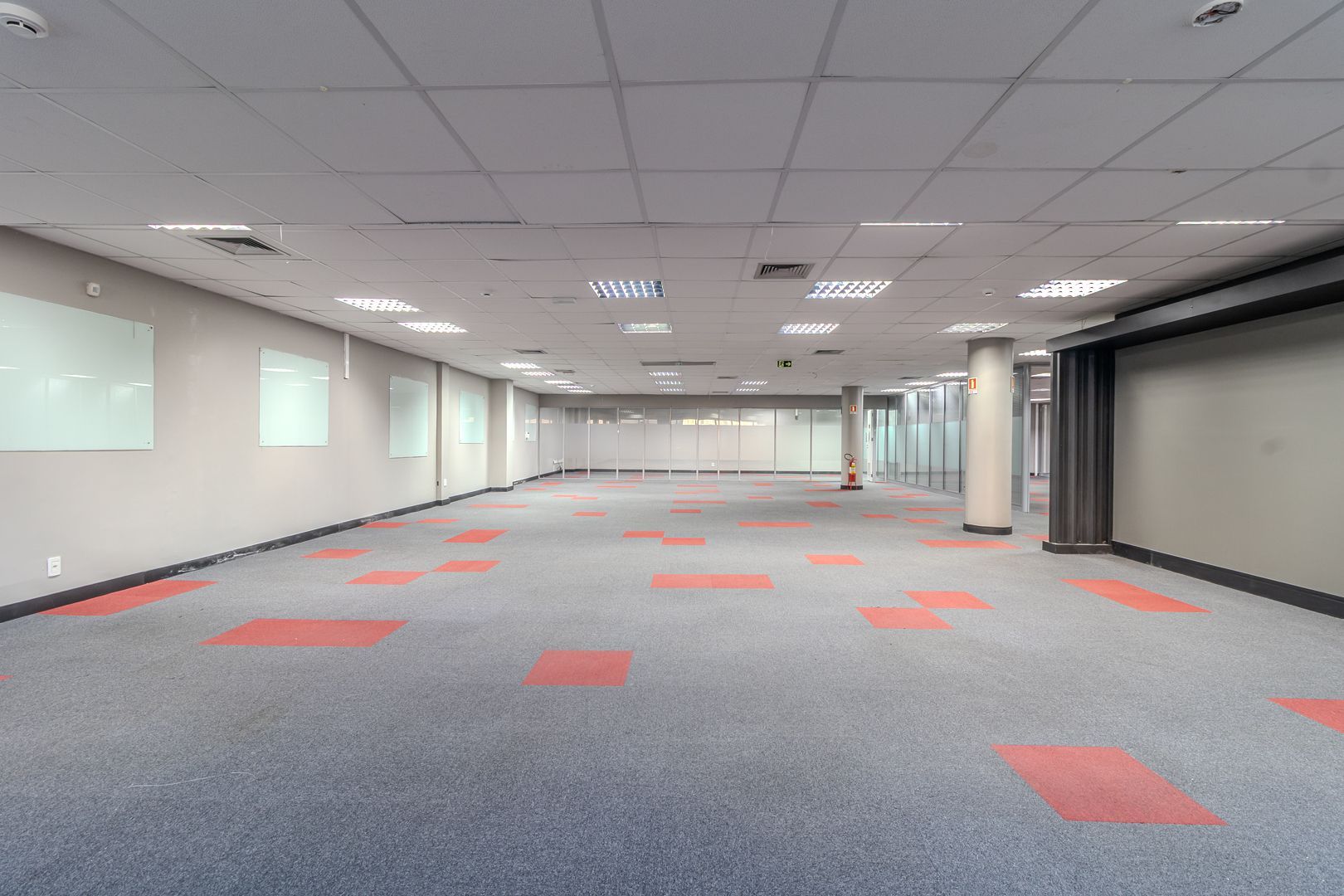 Prédio Inteiro para alugar com 4 quartos, 3451m² - Foto 33