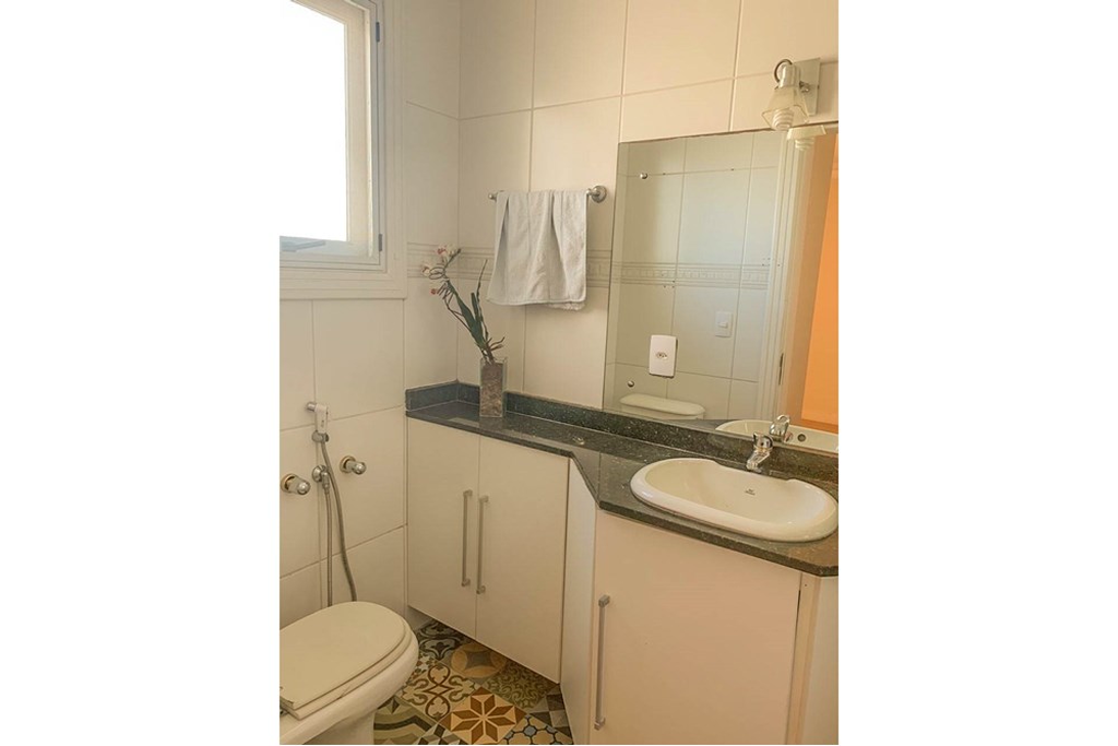 Casa de Condomínio à venda com 3 quartos, 213m² - Foto 4