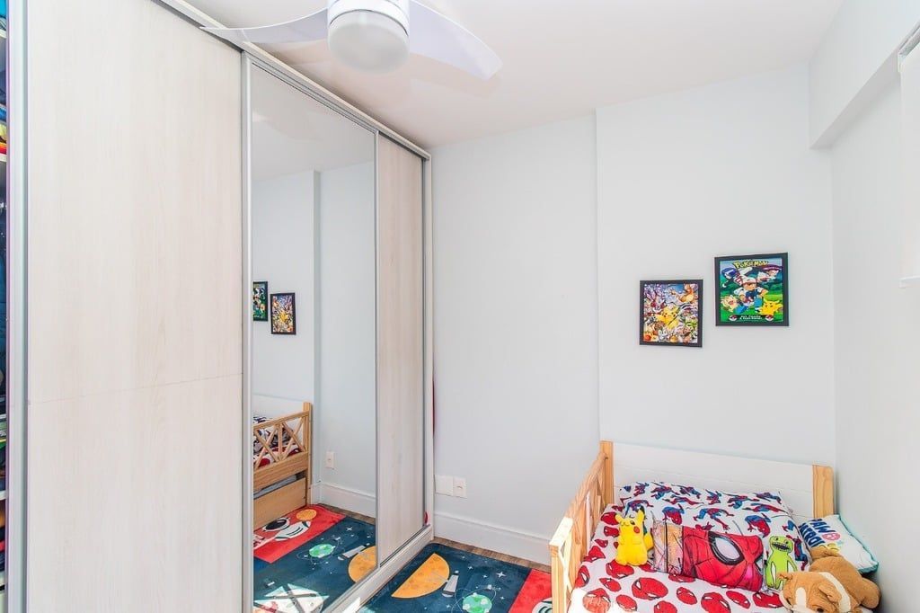 Apartamento à venda com 2 quartos, 78m² - Foto 2