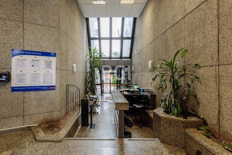 Prédio Inteiro para alugar com 3 quartos, 1023m² - Foto 2
