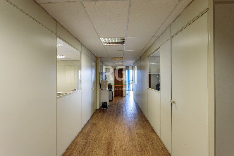 Prédio Inteiro para alugar com 3 quartos, 1023m² - Foto 12