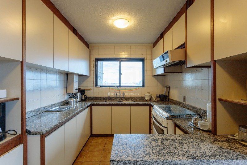 Prédio Inteiro para alugar com 3 quartos, 1023m² - Foto 3