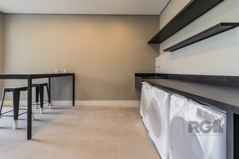 Apartamento à venda com 1 quarto, 43m² - Foto 19