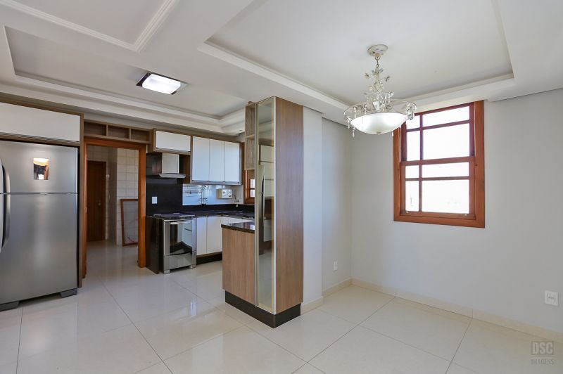 Apartamento à venda com 4 quartos, 236m² - Foto 7