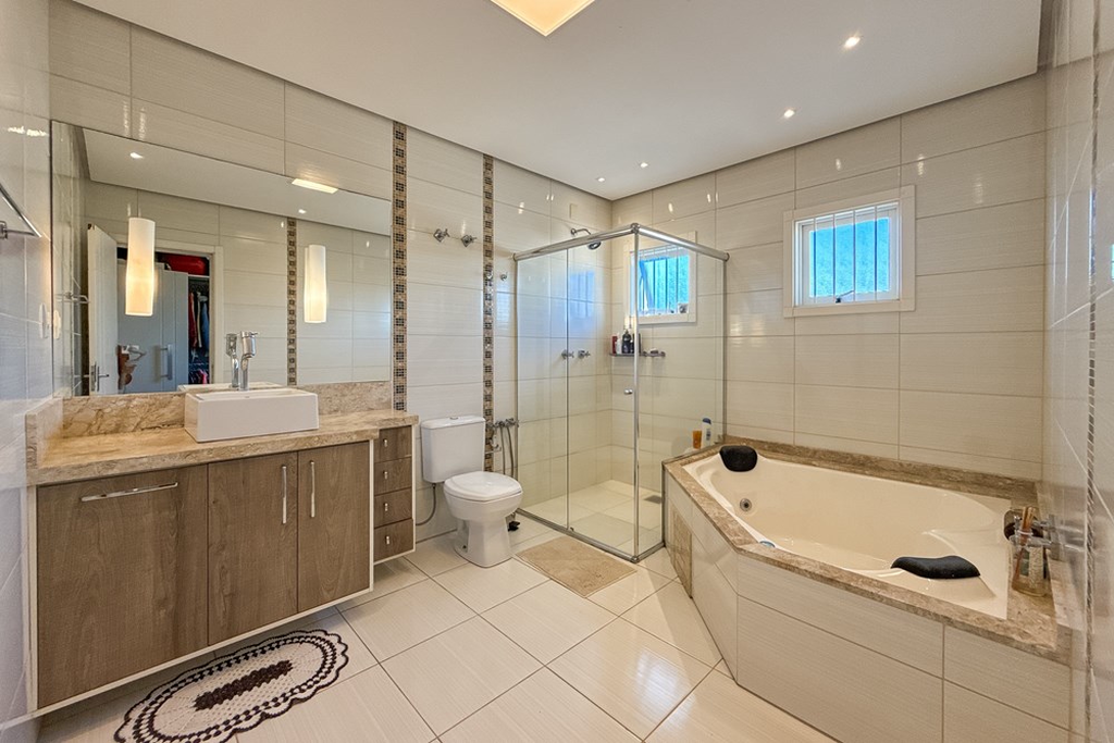 Casa, 4 quartos, 240 m² - Foto 26