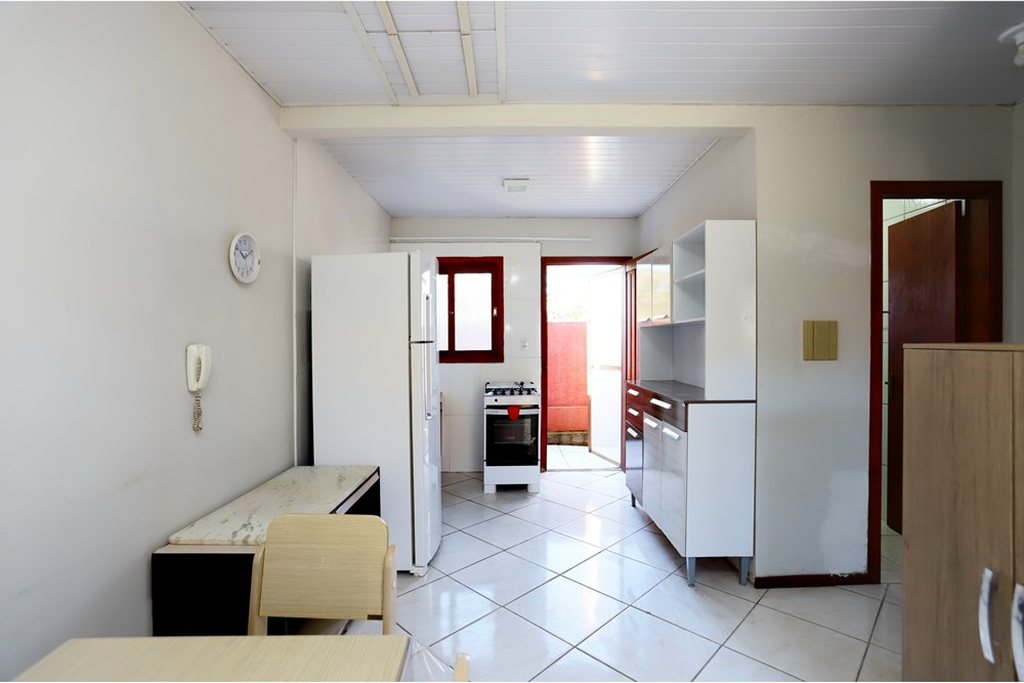 Casa à venda com 2 quartos, 42m² - Foto 22