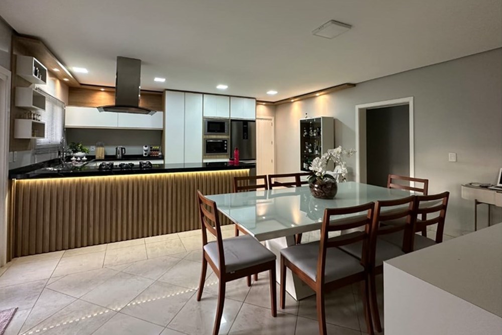 Casa, 3 quartos, 297 m² - Foto 15