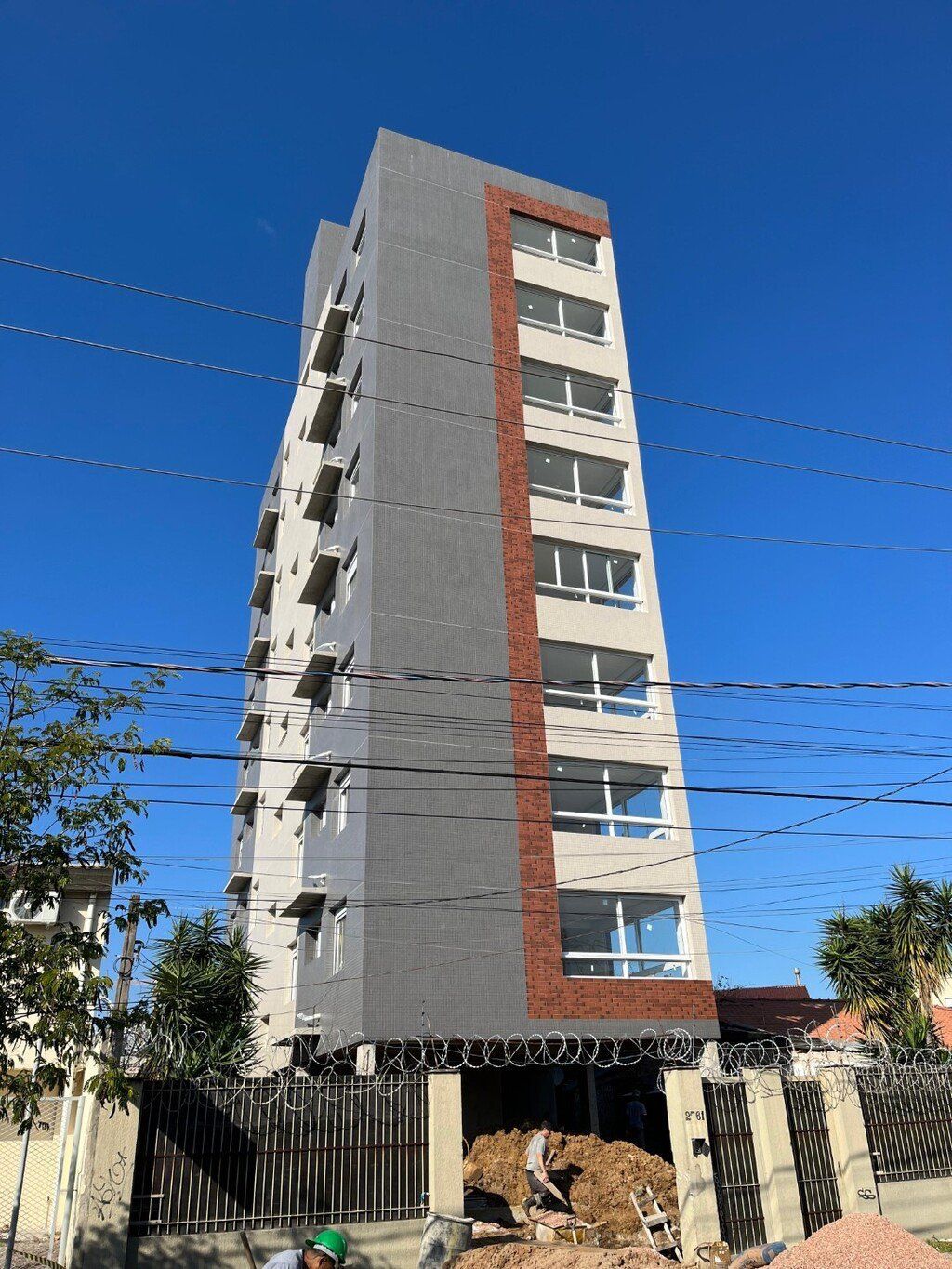 Apartamento à venda com 2 quartos, 64m² - Foto 2