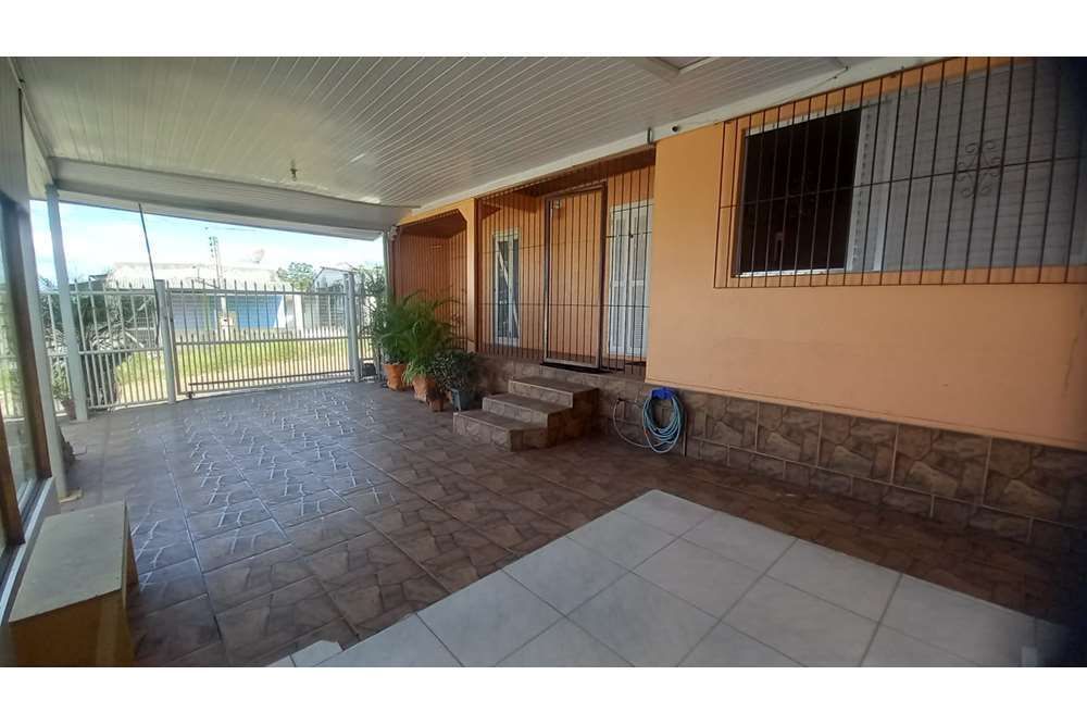 Casa à venda com 8 quartos, 351m² - Foto 9