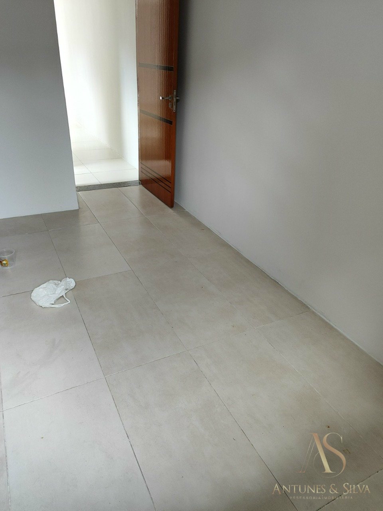Casa à venda com 2 quartos, 97m² - Foto 7
